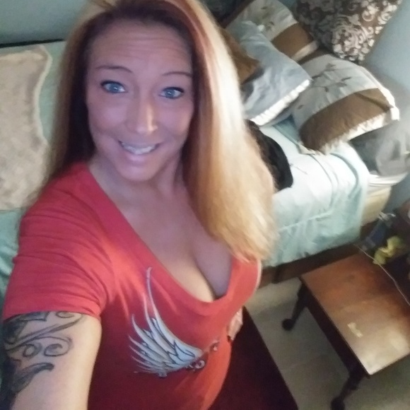 Meet your Posher, Robyn - Picture 1 of 1